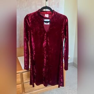 Boutique Plush Burgundy Velvet Keyhole Dress